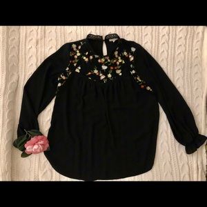 Nordstroms Pleione black blouse with embroidered flowers